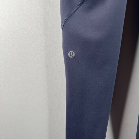 Lululemon Women's To The Beat Tight 24" Everlux Leggings Pants Size 2 Stone Blue - Picture 5 of 7